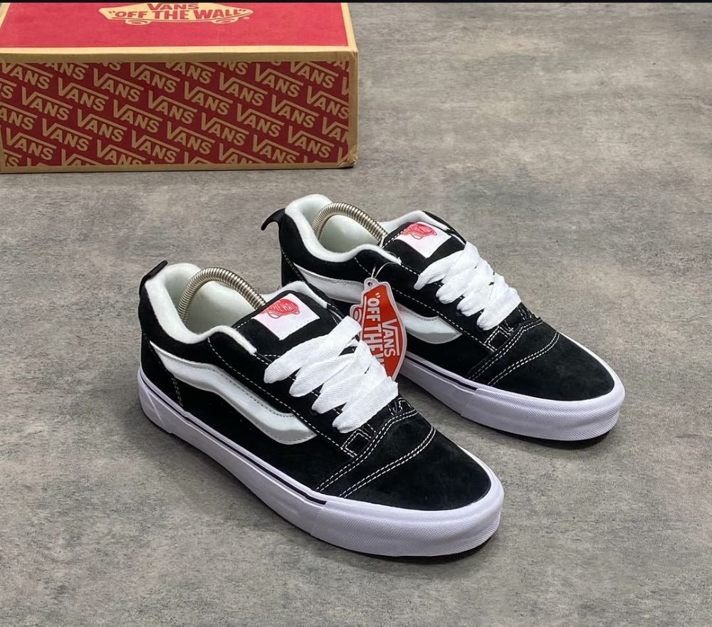 Quality Vans Sneakers