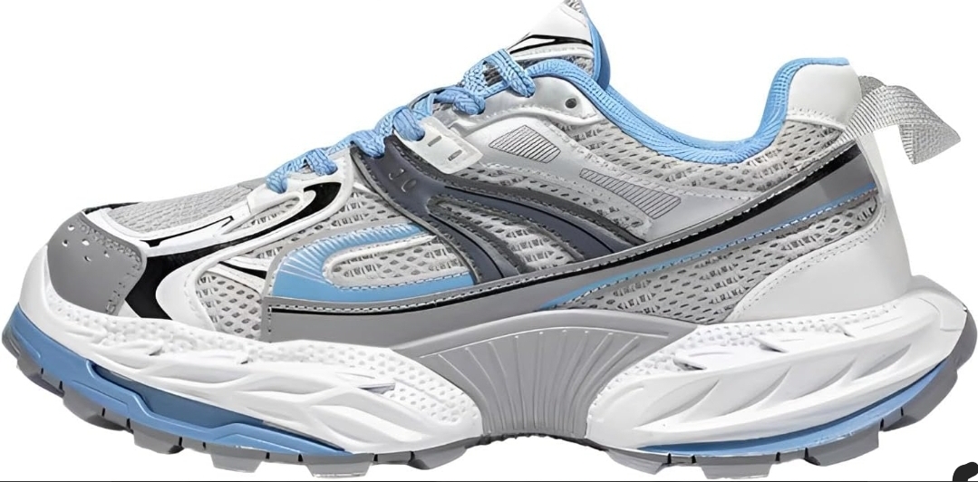 QUALITY UOCD SNEAKERS