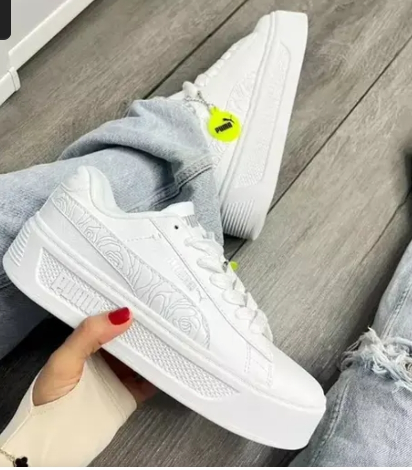 PUMA SMASH PLATFORM V3 SNEAKERS